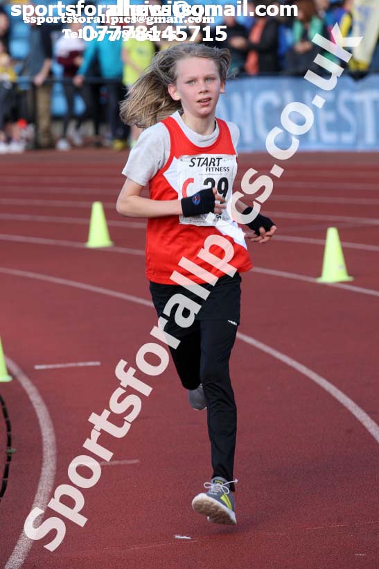 Girls under-13s  Northern 3 Stage Road Relay, SportsCity, Manchester. Photo: David T. Hewitson/Sports for All Pics